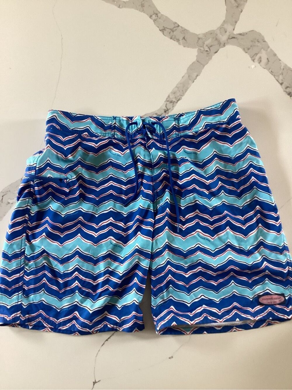 Vineyard Vines Waves Boardshorts Sz 34 Red White Blue Swimwear